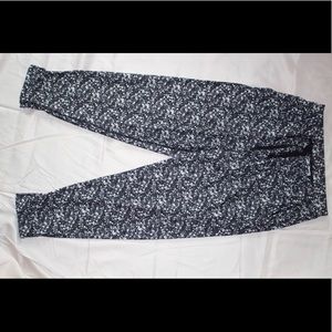 Funky patterned Lulu Lemon jogger pants